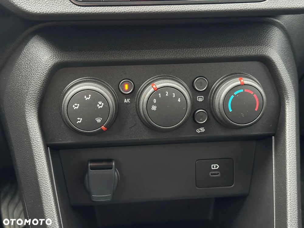 Dacia Jogger 1.6 Full Hybrid 140 Expression MMT - 13