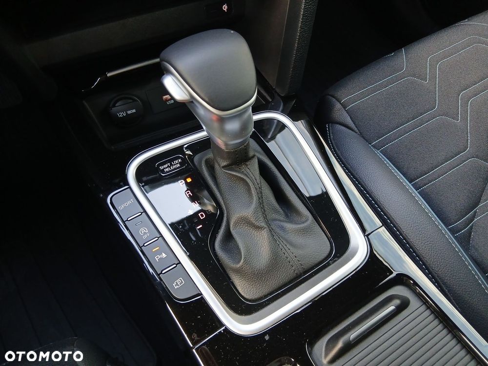 Kia XCeed 1.6 T-GDI Tribute DCT - 19