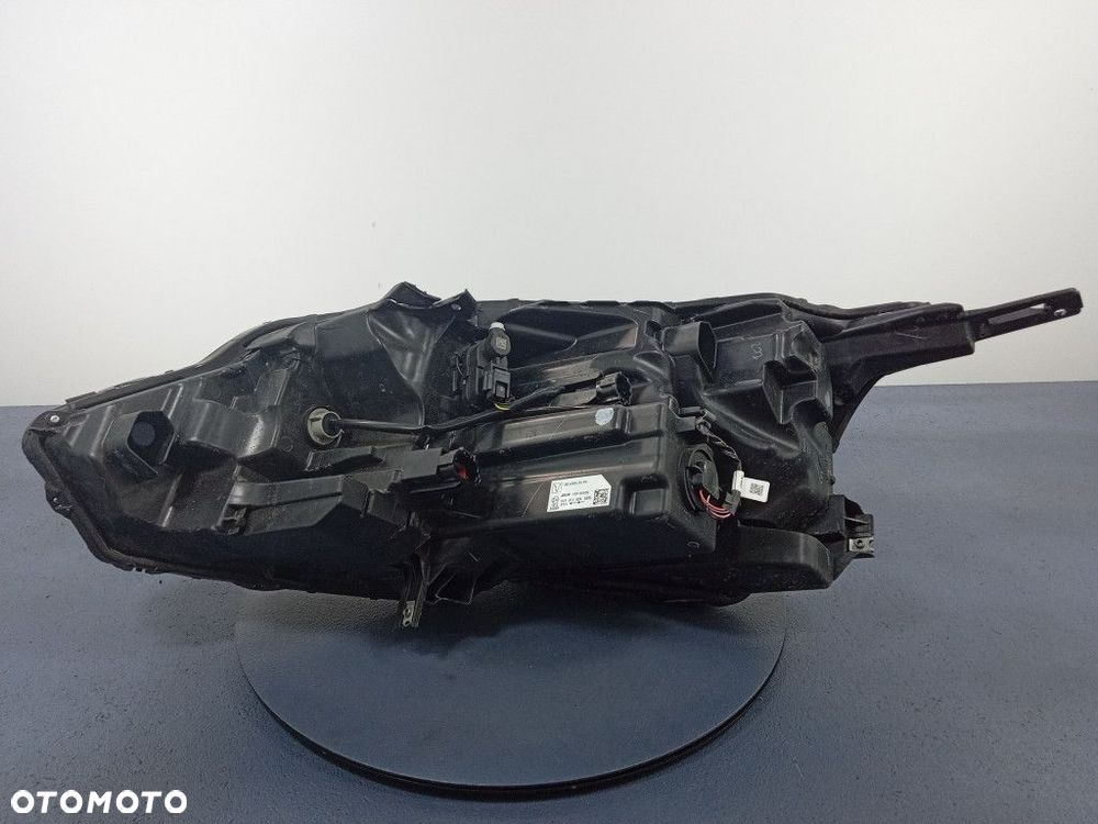 QASHQAI III J12 REFLEKTOR PRAWY FULL LED 100-8D02G - 8