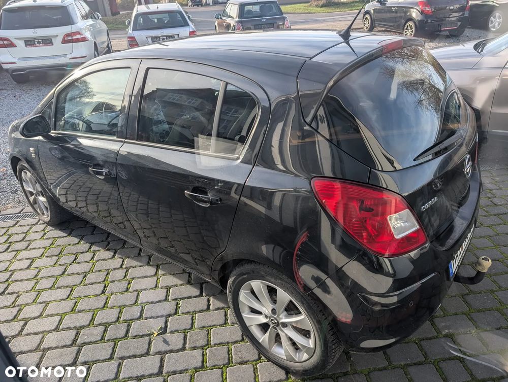 Opel Corsa 1.2 16V Enjoy - 3