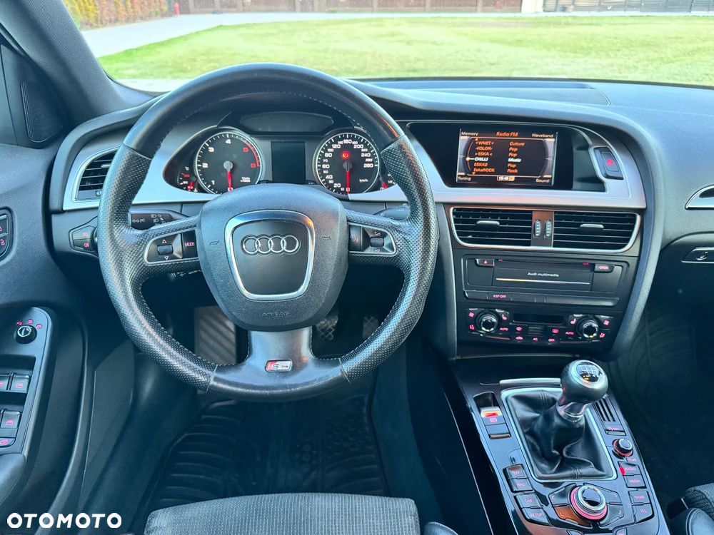 Audi A4 Avant 2.0 TDI - 12