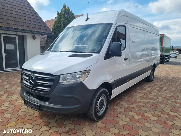 Mercedes-Benz Sprinter 317