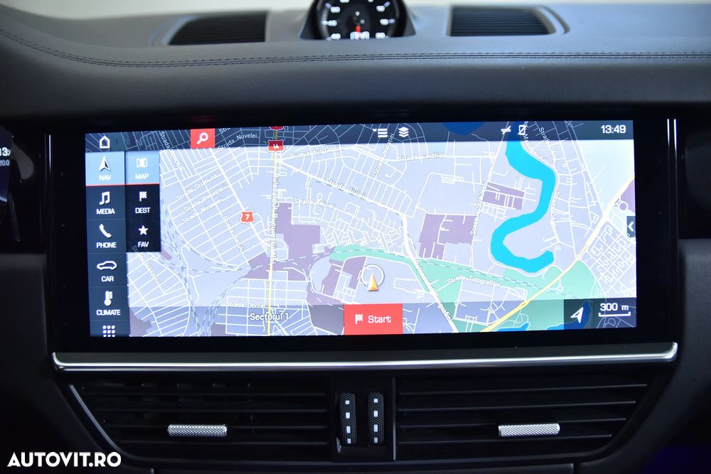 Porsche Cayenne - 23