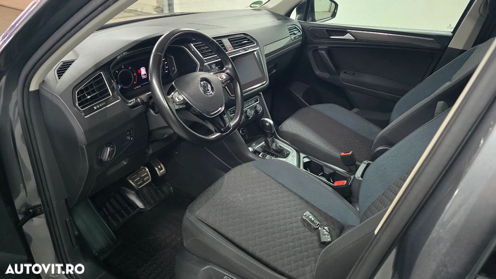 Volkswagen Tiguan 2.0 TDI SCR DSG IQ.DRIVE - 9