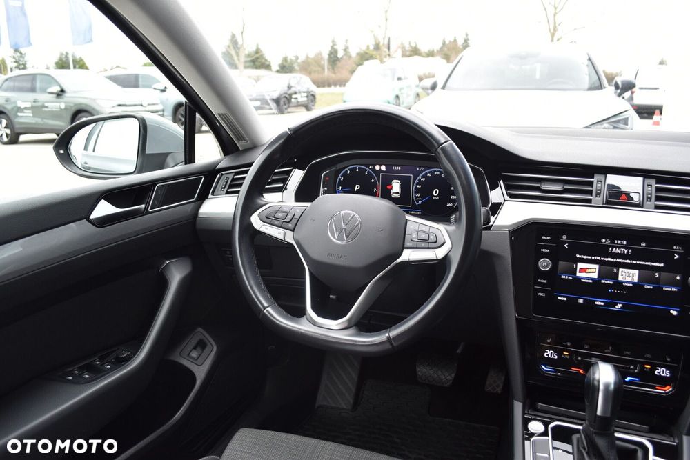 Volkswagen Passat 2.0 TSI Business DSG - 11