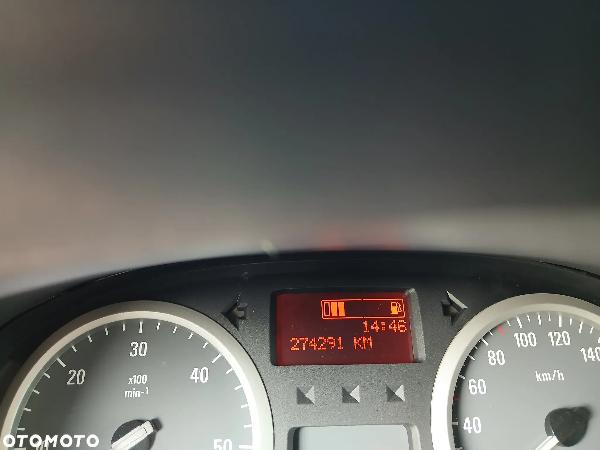 Opel VIVARO - 16
