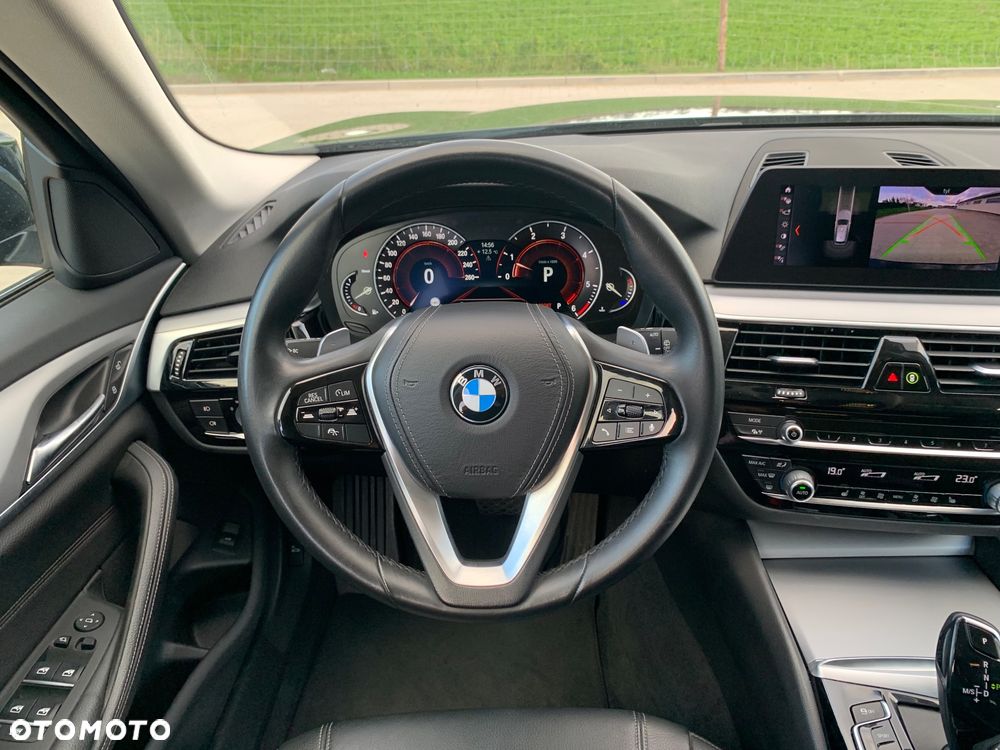 BMW Seria 5 - 29