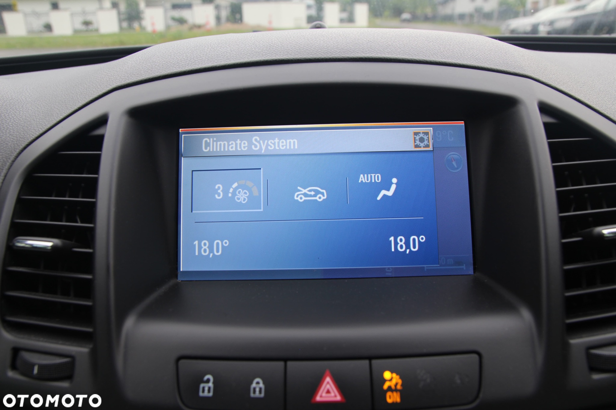 Opel Insignia 2.0 CDTI Cosmo - 25