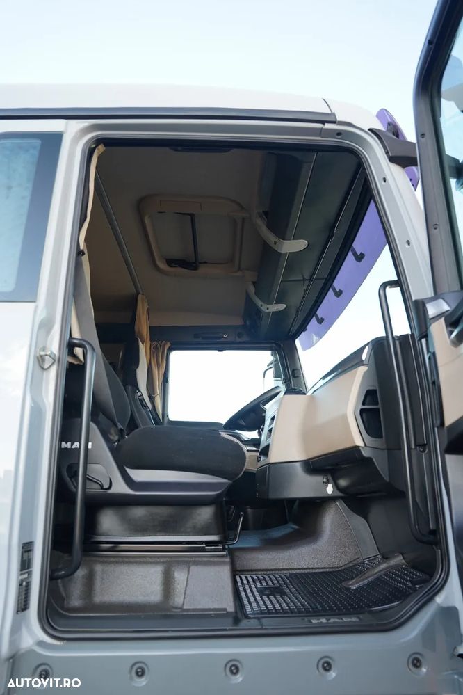MAN TGX 18.500 / 4x4 / HIDRAULICĂ / HIDROPILARE / CABINĂ JOSĂ / EURO 6 / NAVIGAȚIE / - 34