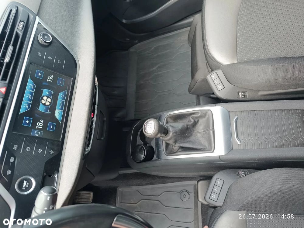 Citroën C4 Picasso - 13