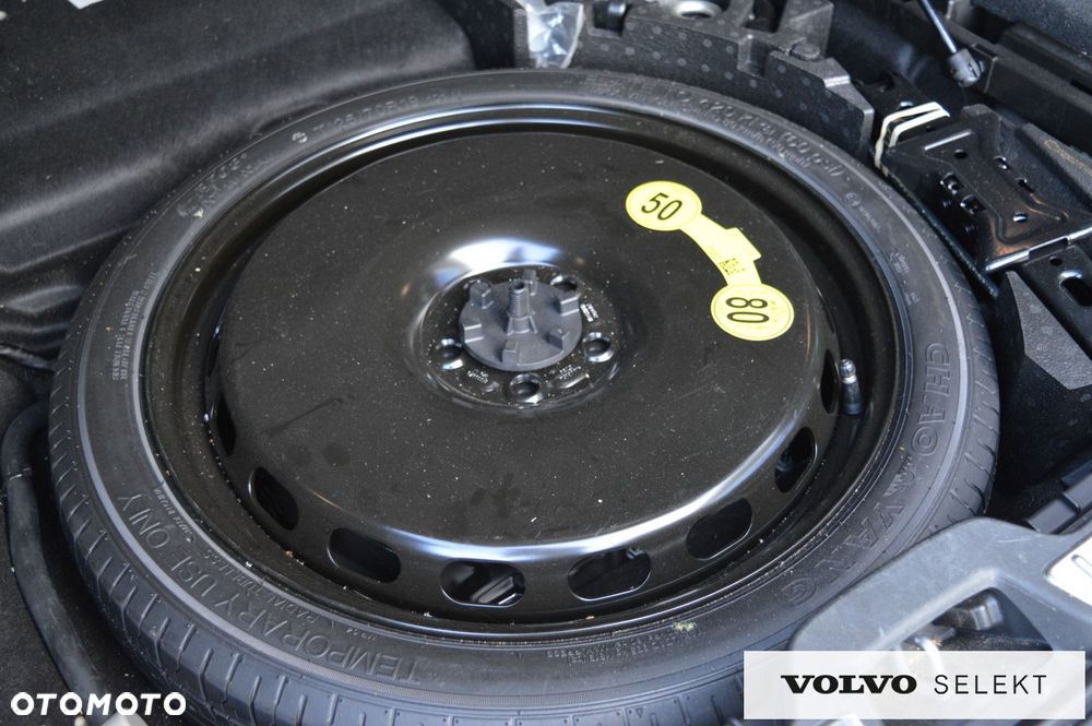 Volvo V90 Cross Country - 34