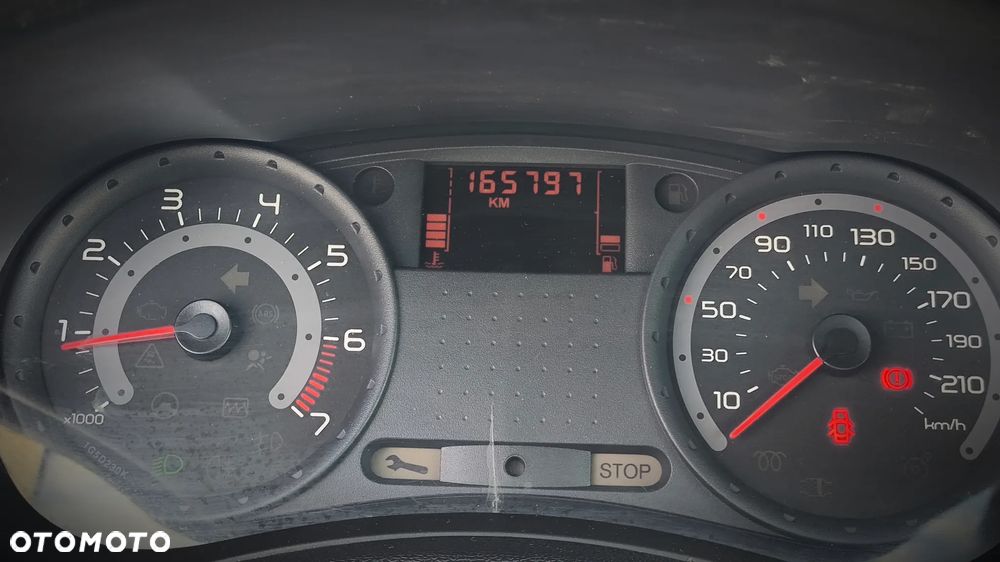 Renault Clio - 19