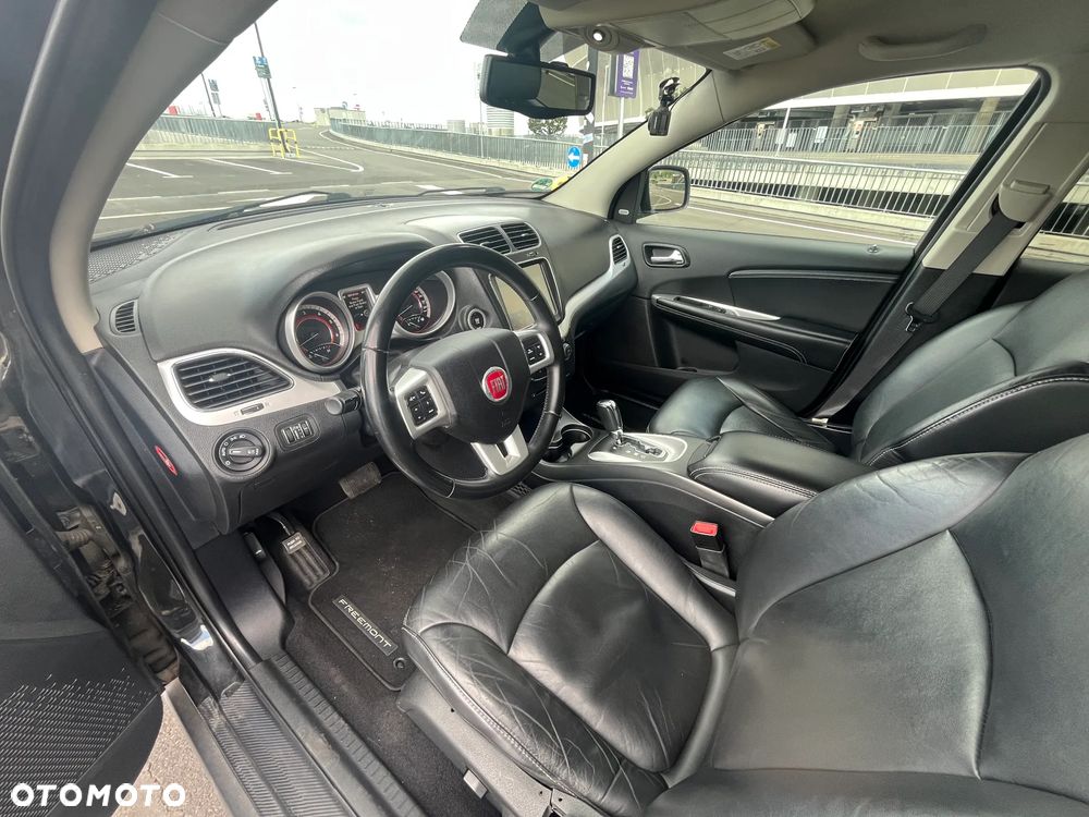 Fiat Freemont 2.0 Multijet Lounge AWD - 11