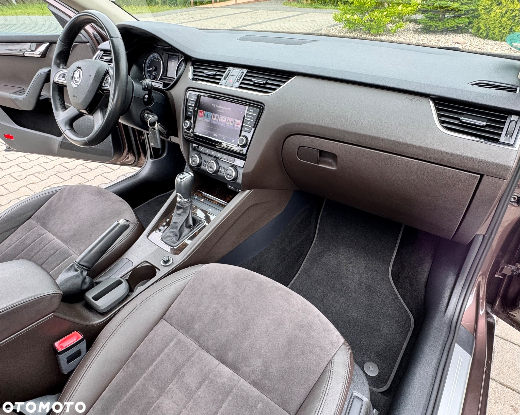 Skoda Octavia 1.8 TSI DSG L&K - 19
