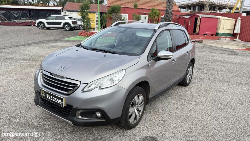 Peugeot 2008 1.2 PureTech Style - 3