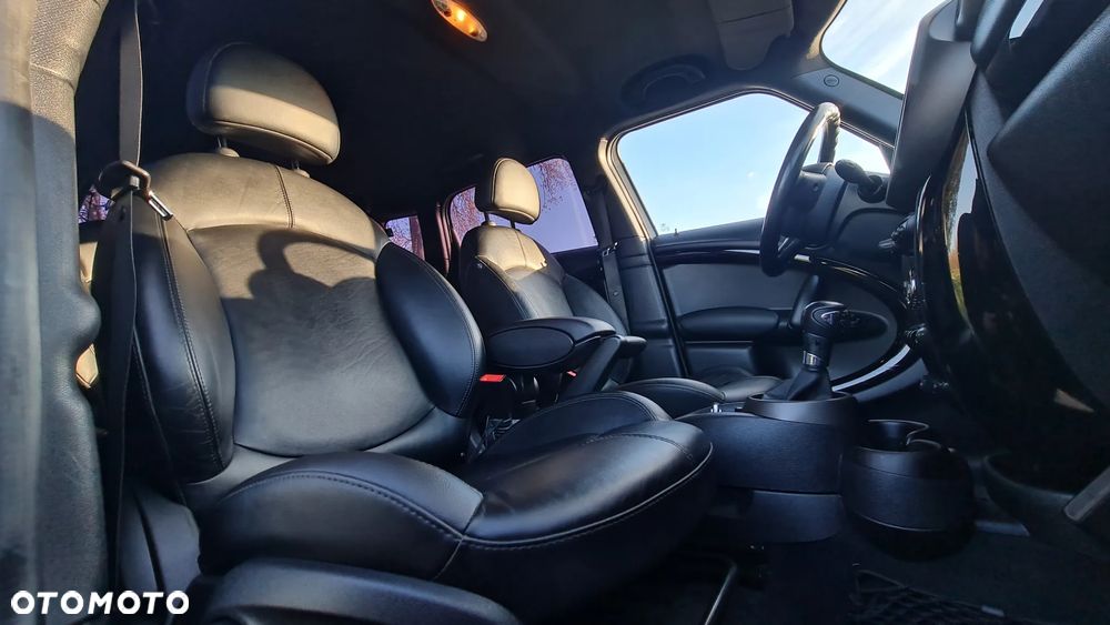 MINI Countryman - 34
