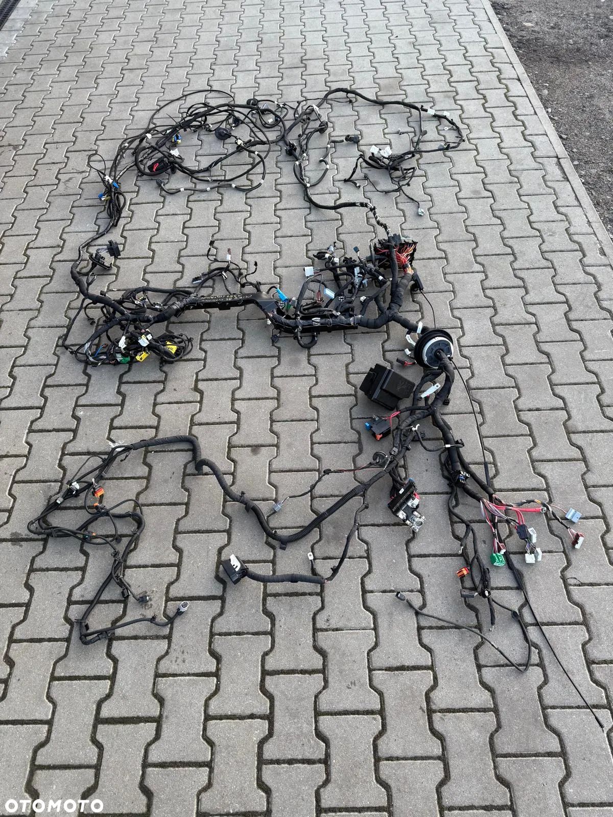 INSTALACJA RENAULT CLIO V RS 1.3 TCE 19- AUTOMAT FULL LED BOSE - 1