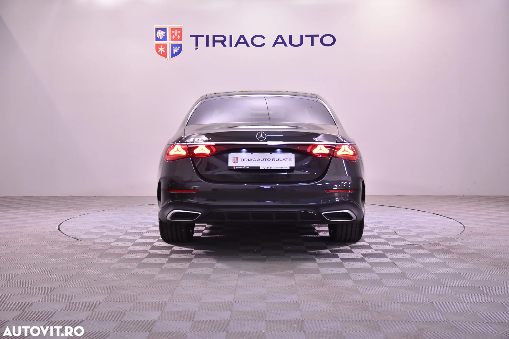 Mercedes-Benz E 220 d Aut. - 4