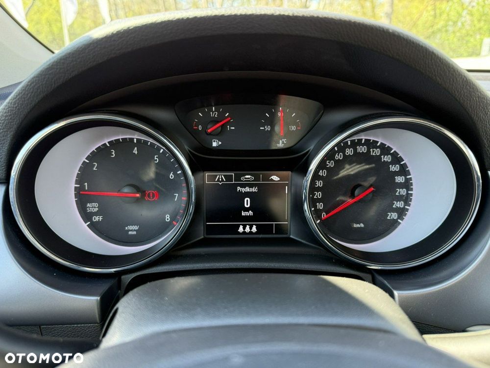 Opel Astra 1.4 T Enjoy S&S - 18