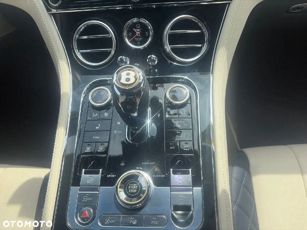 Bentley Continental GT - 13