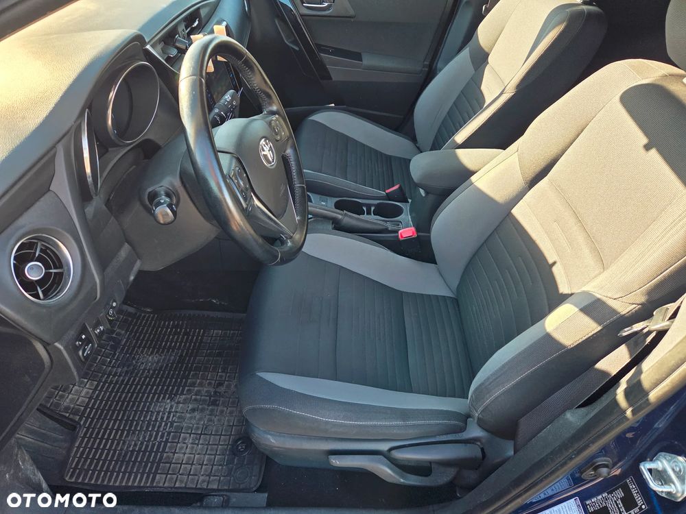 Toyota Auris 1.6 Comfort - 14