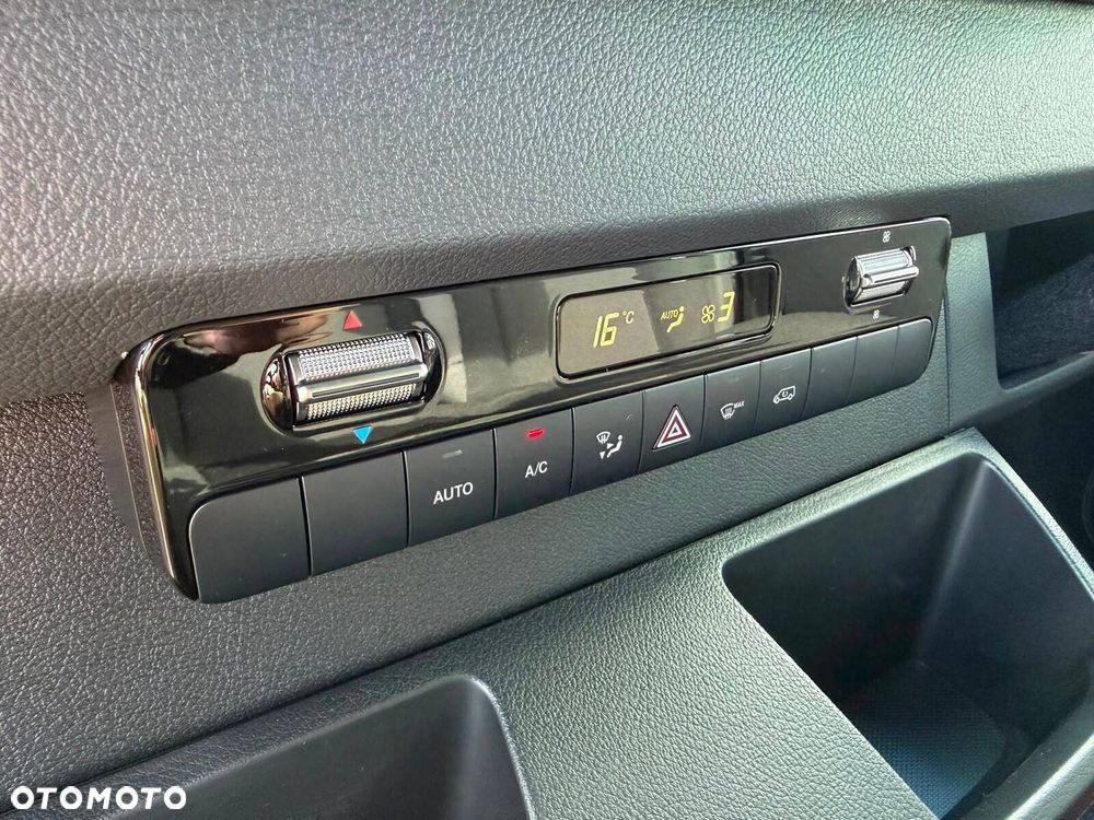 Mercedes-Benz Sprinter 319 CDI KA OM654 długi PRO - 17