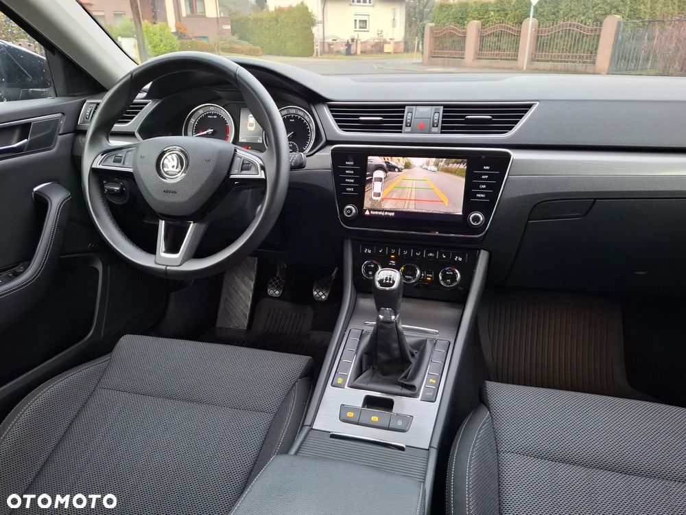 Skoda Superb 1.5 TSI ACT Style - 25