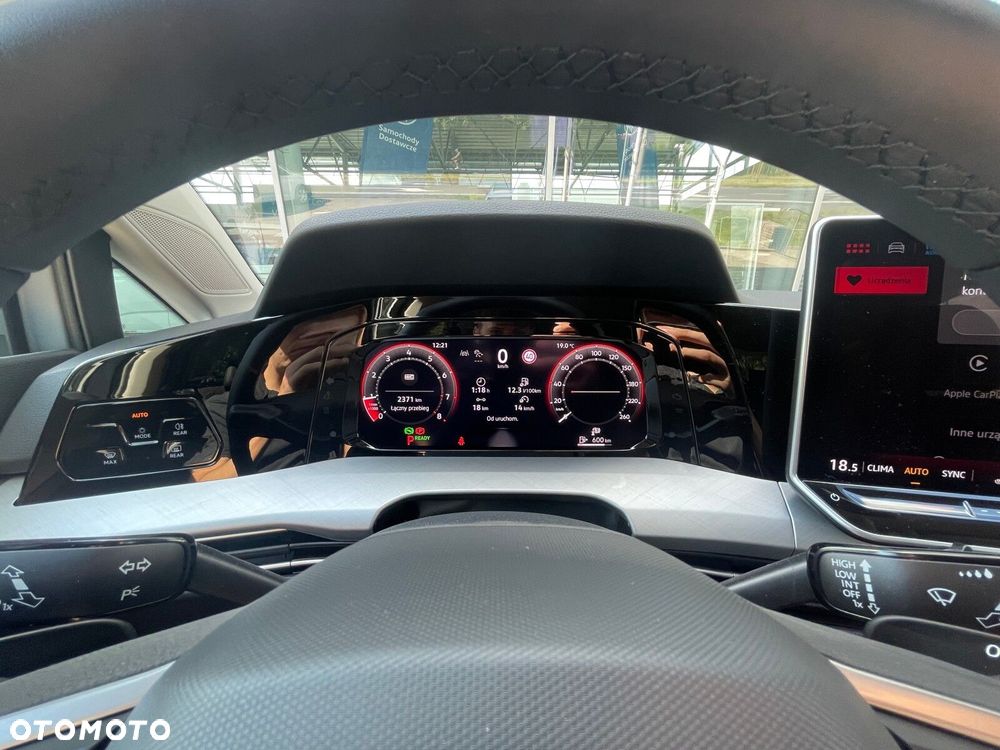 Volkswagen Golf Variant - 15