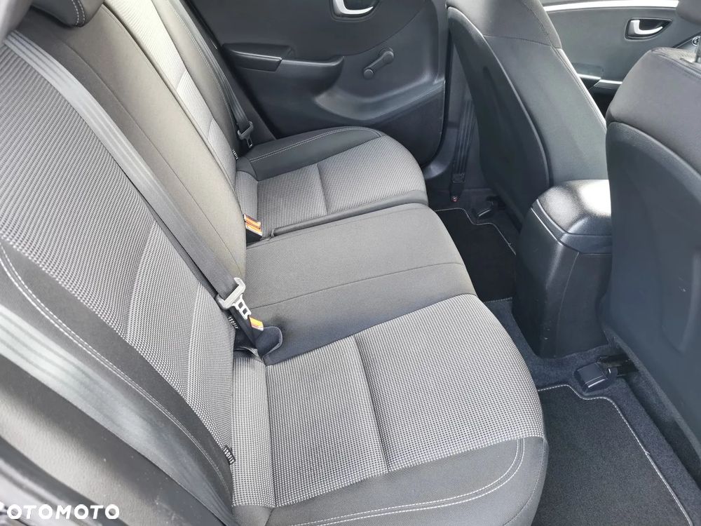 Hyundai i30 i30cw 1.4 CRDi Trend - 13