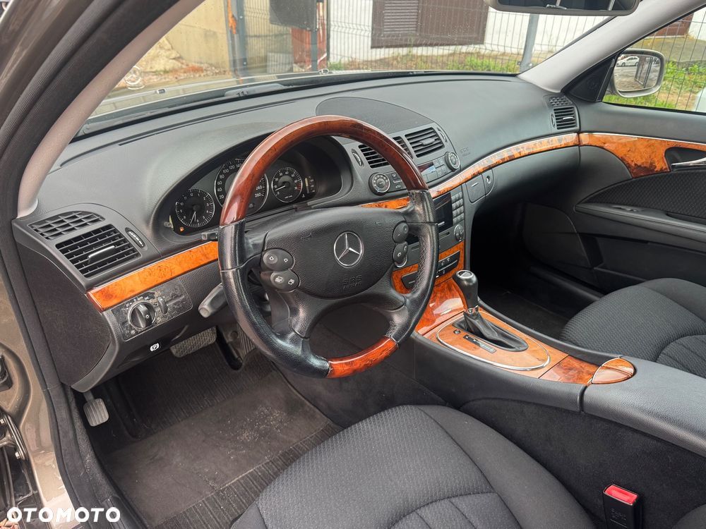 Mercedes-Benz Klasa E 350 Elegance - 11