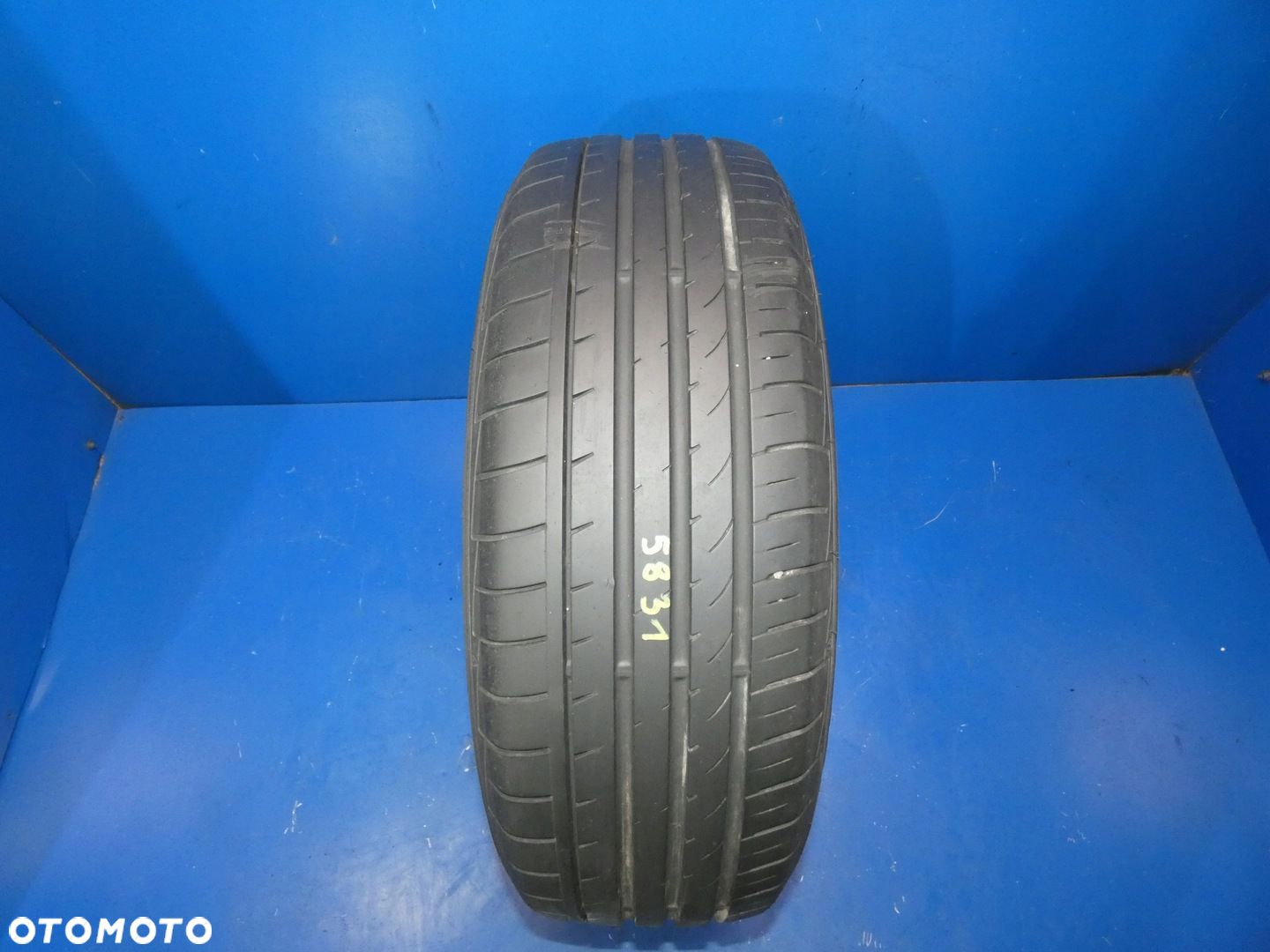 OPONA FALKEN AZENIS FK453CC 235/65 R17 17 5.5mm - 1