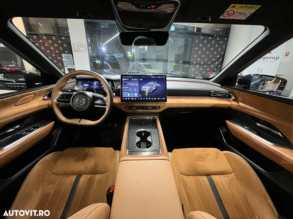 Mazda 6e 68 kW BEV Takumi Plus - 11