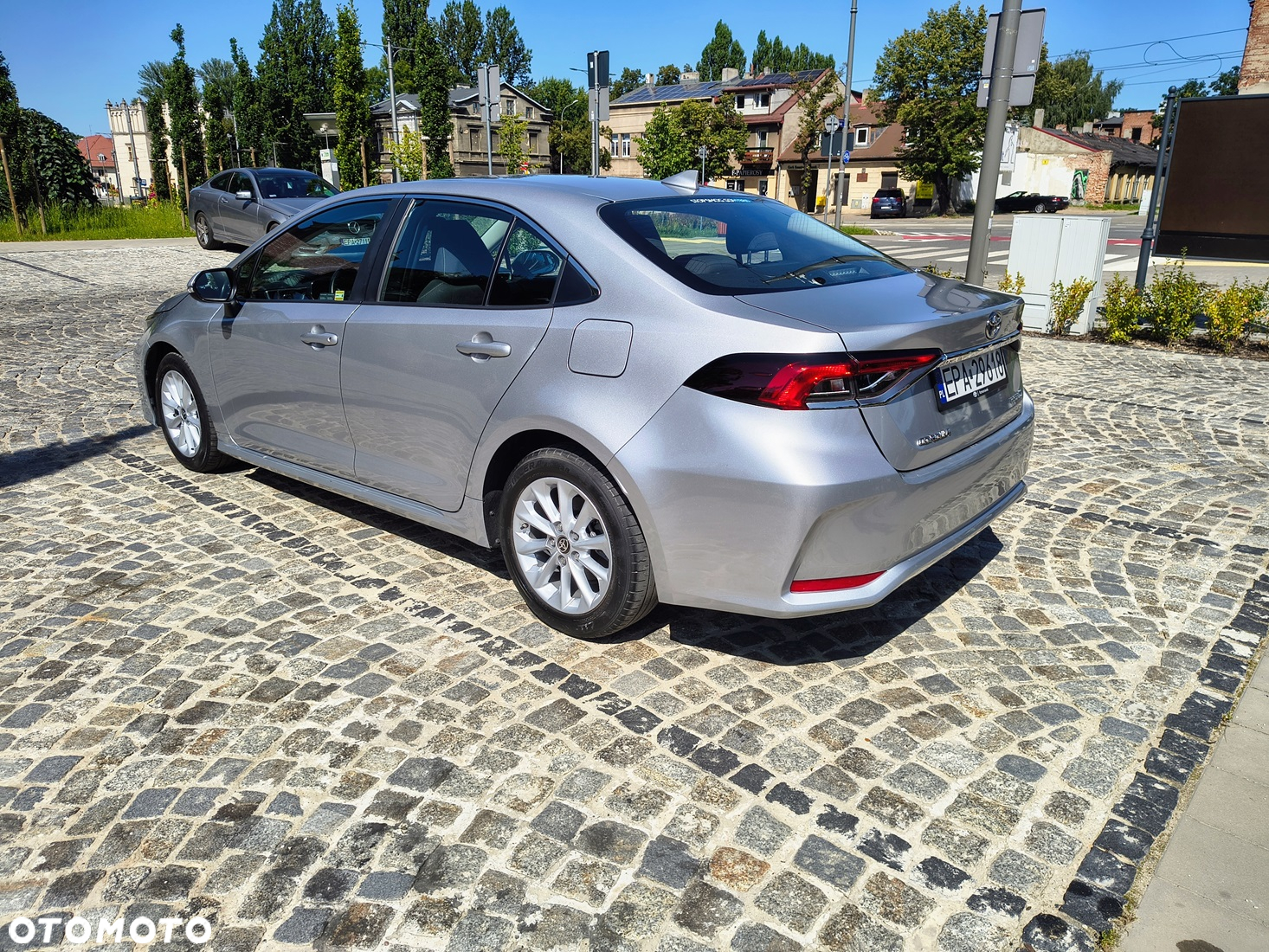 Toyota Corolla 1.8 Hybrid Comfort - 14
