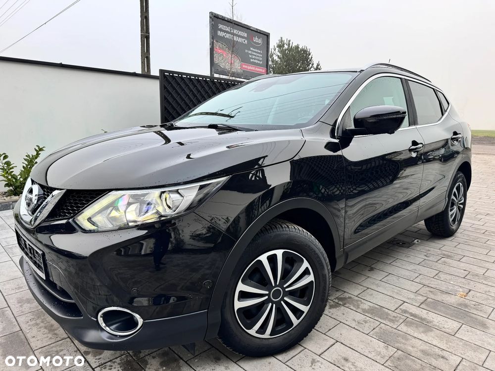 Nissan Qashqai 1.6 DIG-T Tekna - 1