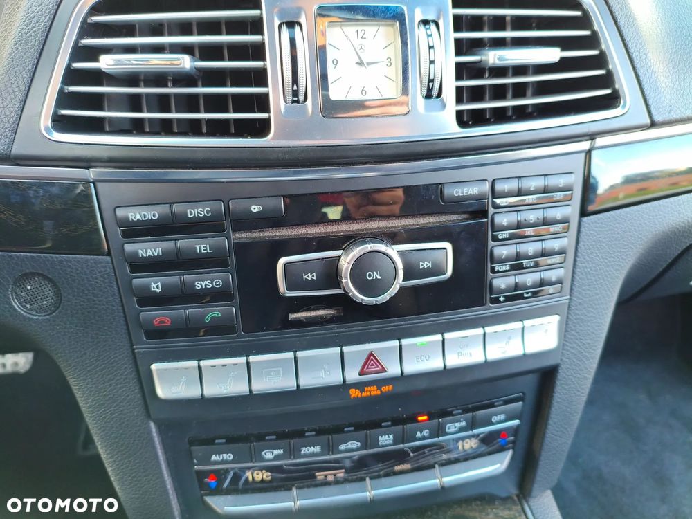 Mercedes-Benz Klasa E 350 Coupe 7G-TRONIC - 22