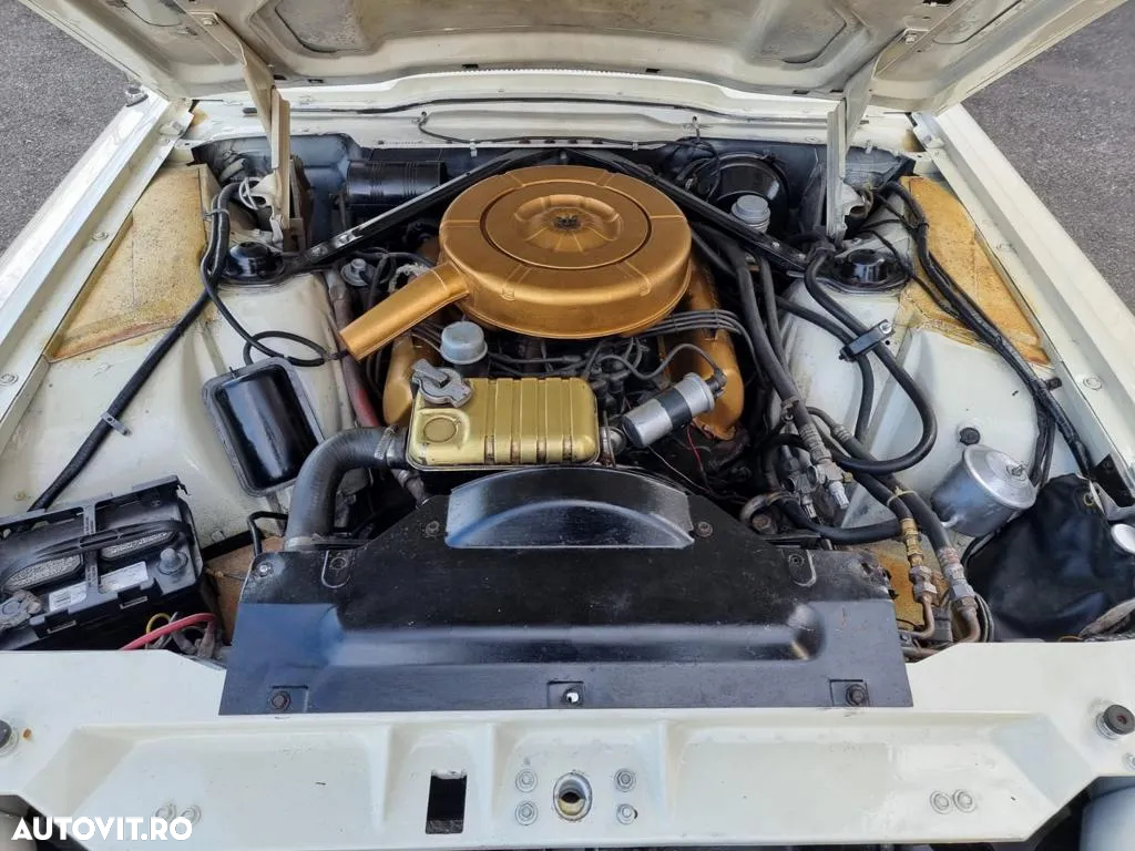 Ford Thunderbird - 6