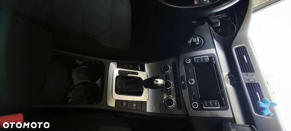 Volkswagen Passat 2.0 TDI Comfortline DSG - 27