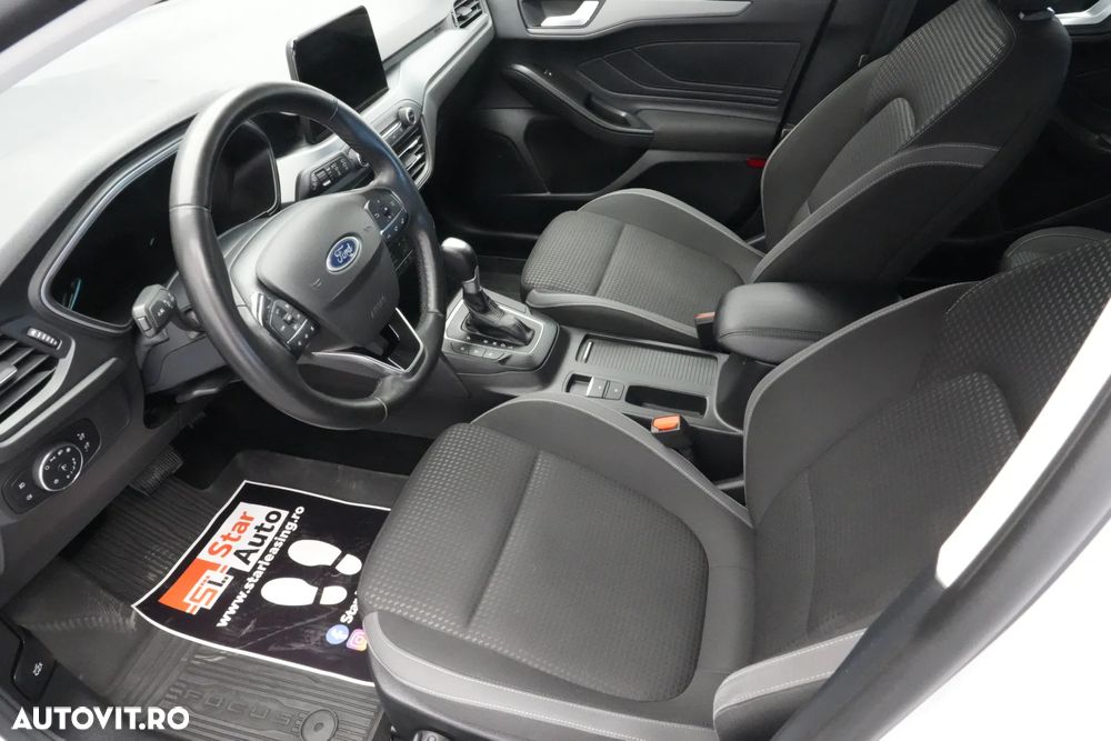 Ford Focus 1.0 EcoBoost Titanium Business - 12