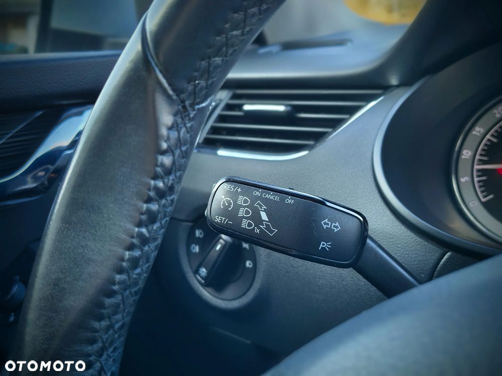 Skoda Octavia 2.0 TDI SCR Ambition - 23