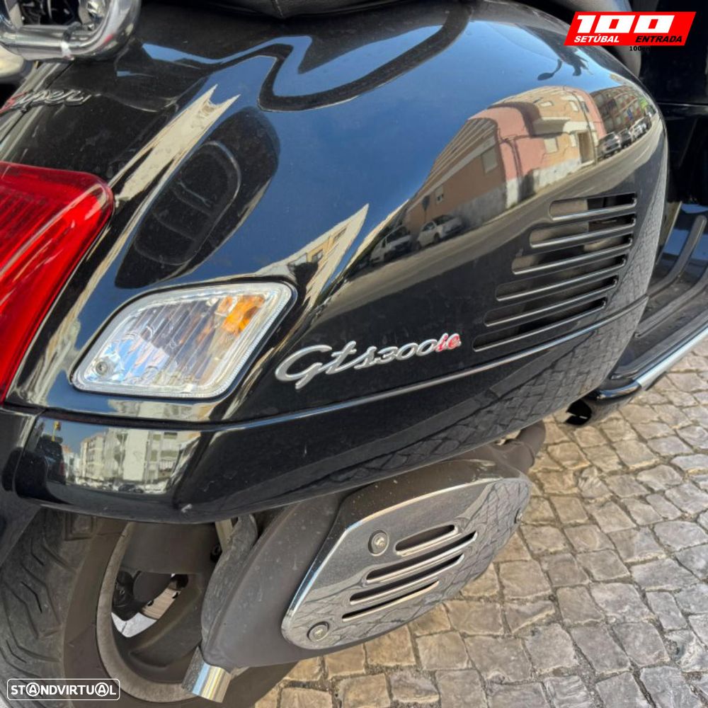 Piaggio Vespa GTS Supersport 300 - 15