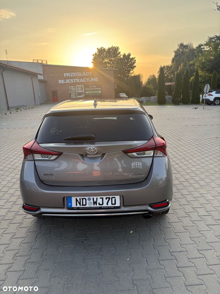 Toyota Auris 1.2 T GPF Premium - 8