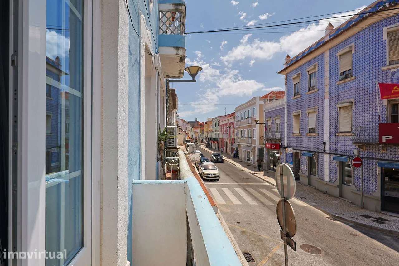 Estúdio com varanda no coração de Vila Franca de Xira - Grande imagem: 5/12