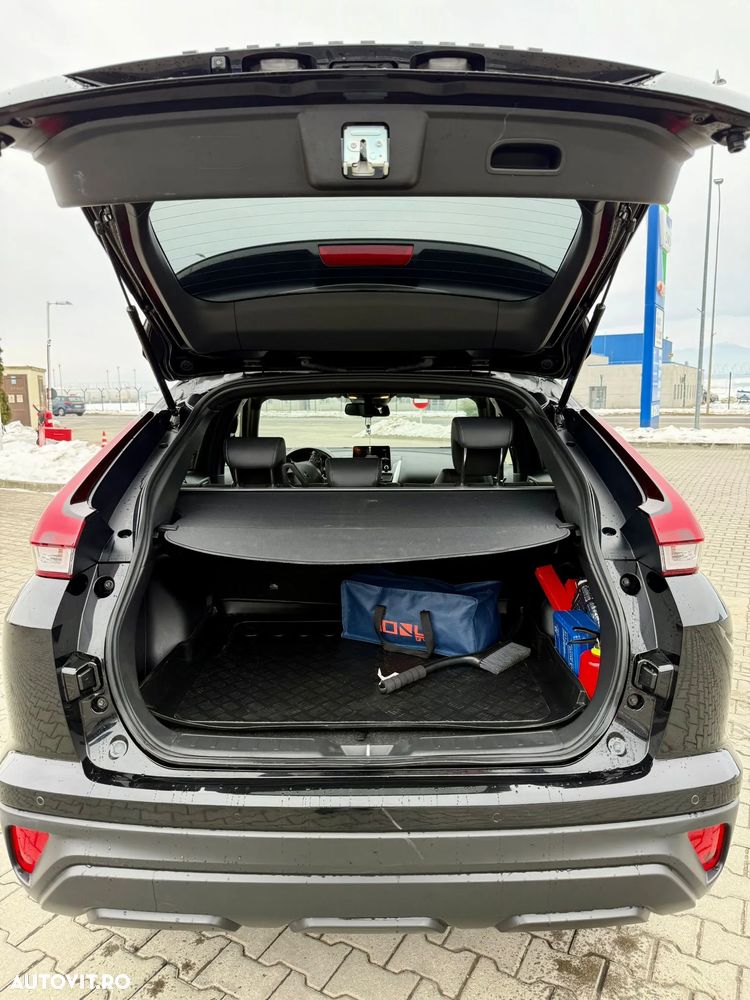 Mitsubishi Eclipse-Cross - 13