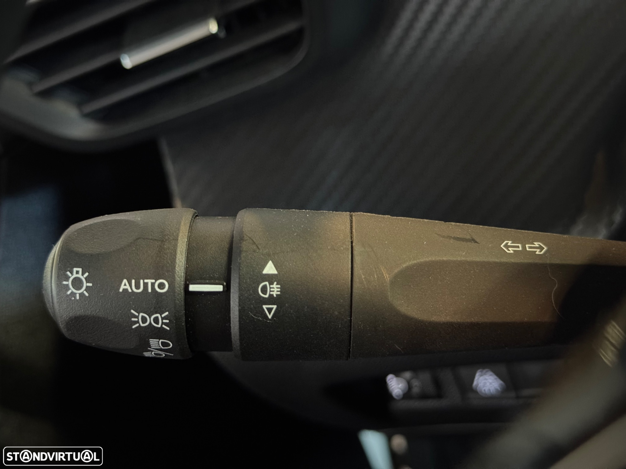 Peugeot 208 1.5 BlueHDi Active - 12