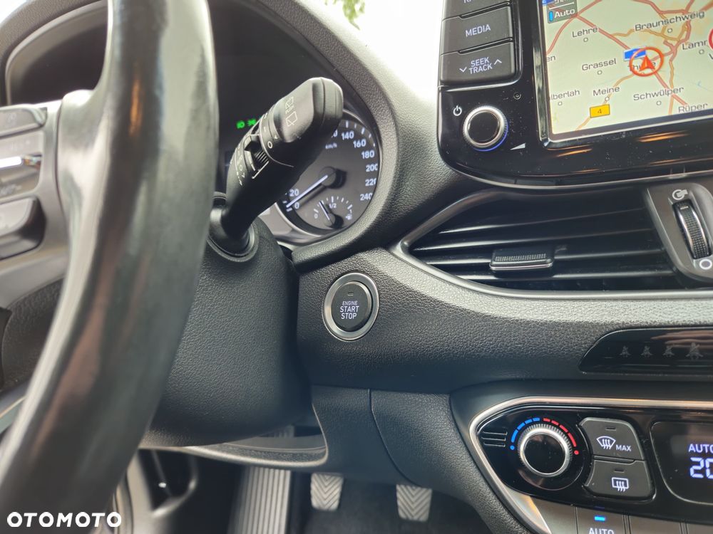 Hyundai i30 1.0 T-GDI YES - 24