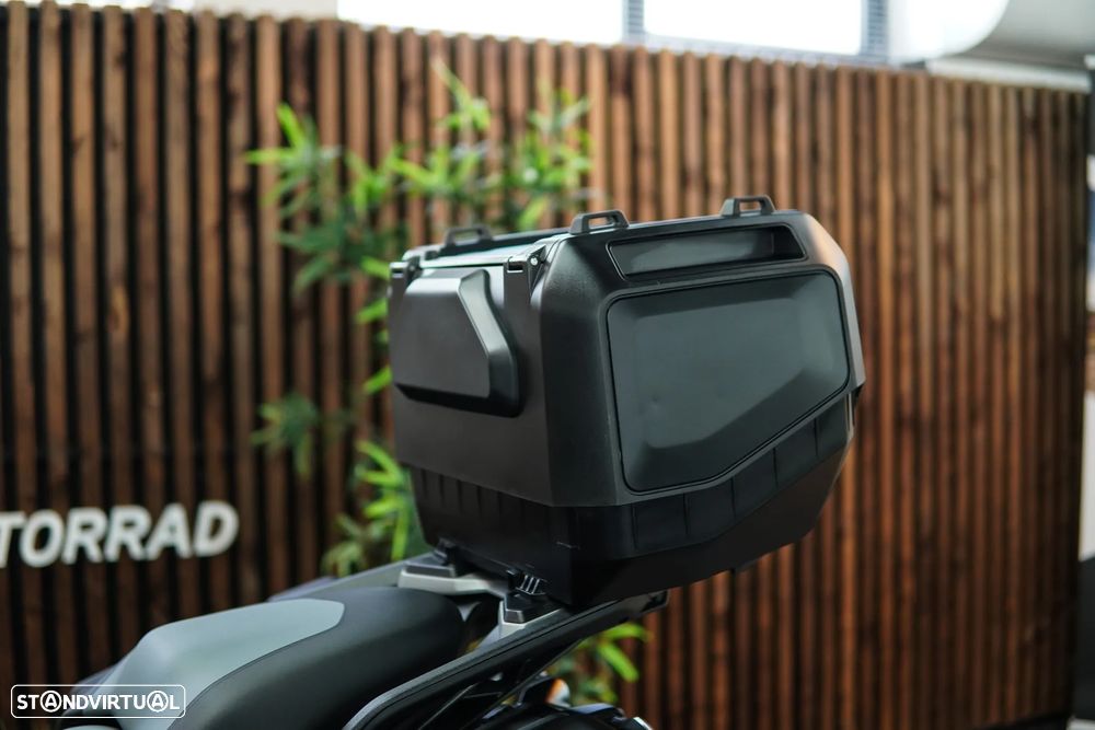 BMW R 1300 GS TRIPLE BLACK C/RODAS RAIOS DOURADAS - 34