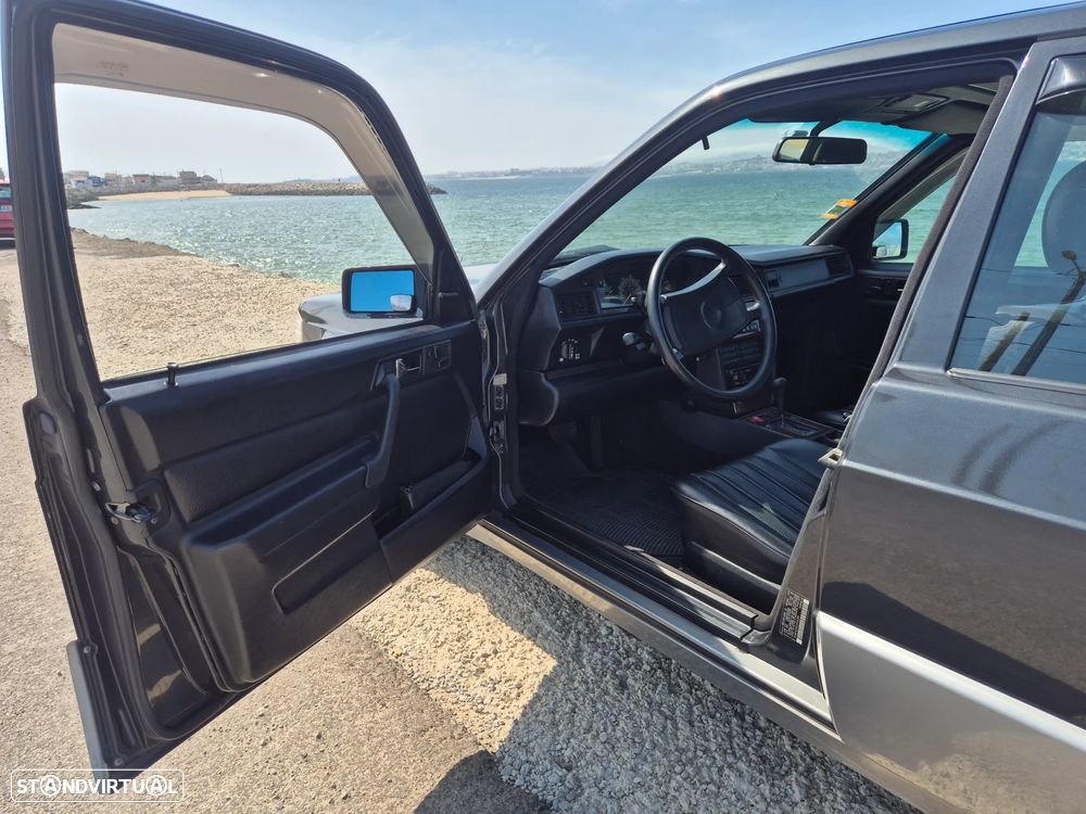 Mercedes-Benz W201 (1982-1993) - 8