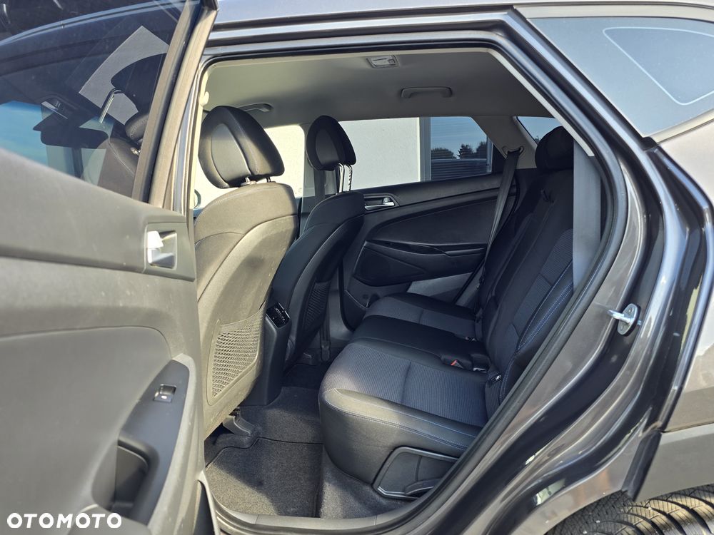 Hyundai Tucson blue 1.7 CRDi 2WD Passion Plus - 21