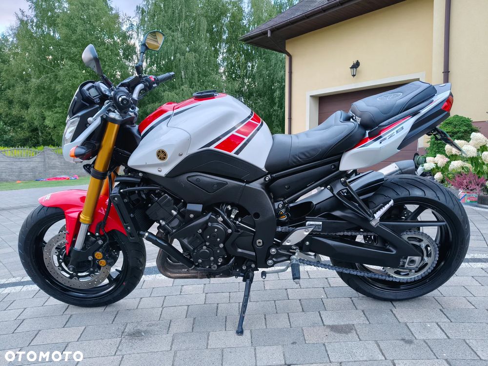 Yamaha FZ8 - 2