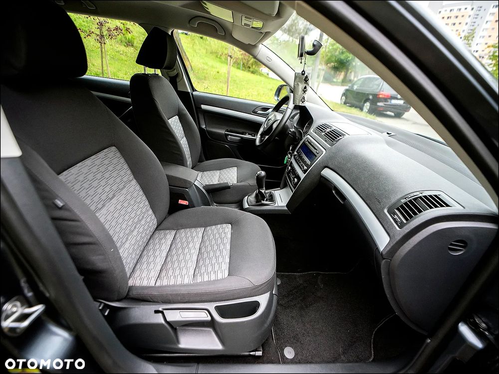 Skoda Octavia - 35